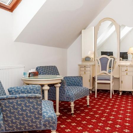 Farma Hory Hotell Karlsbad Exteriör bild