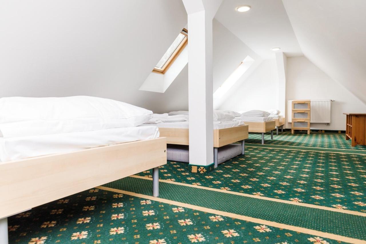 Farma Hory Hotell Karlsbad Exteriör bild