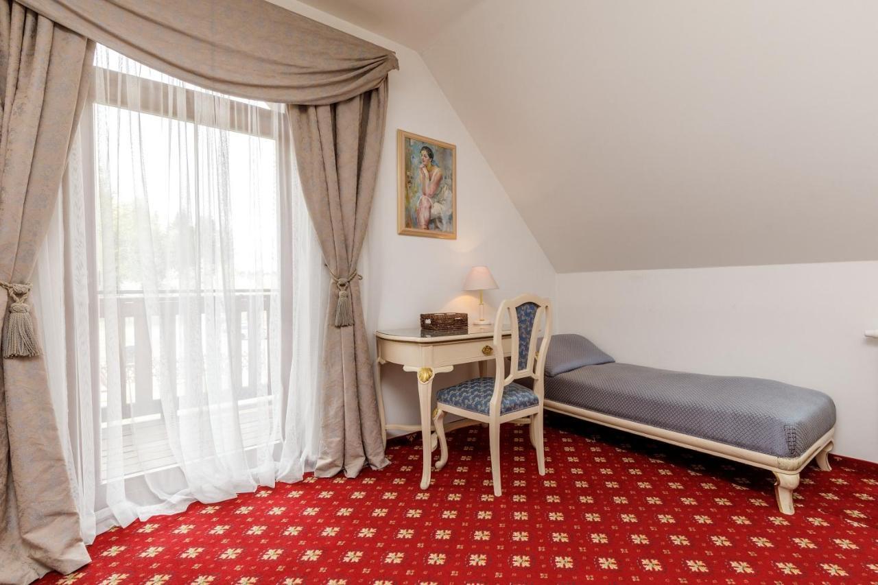 Farma Hory Hotell Karlsbad Exteriör bild