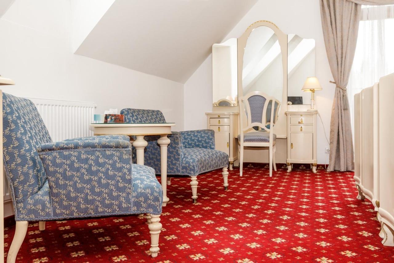 Farma Hory Hotell Karlsbad Exteriör bild