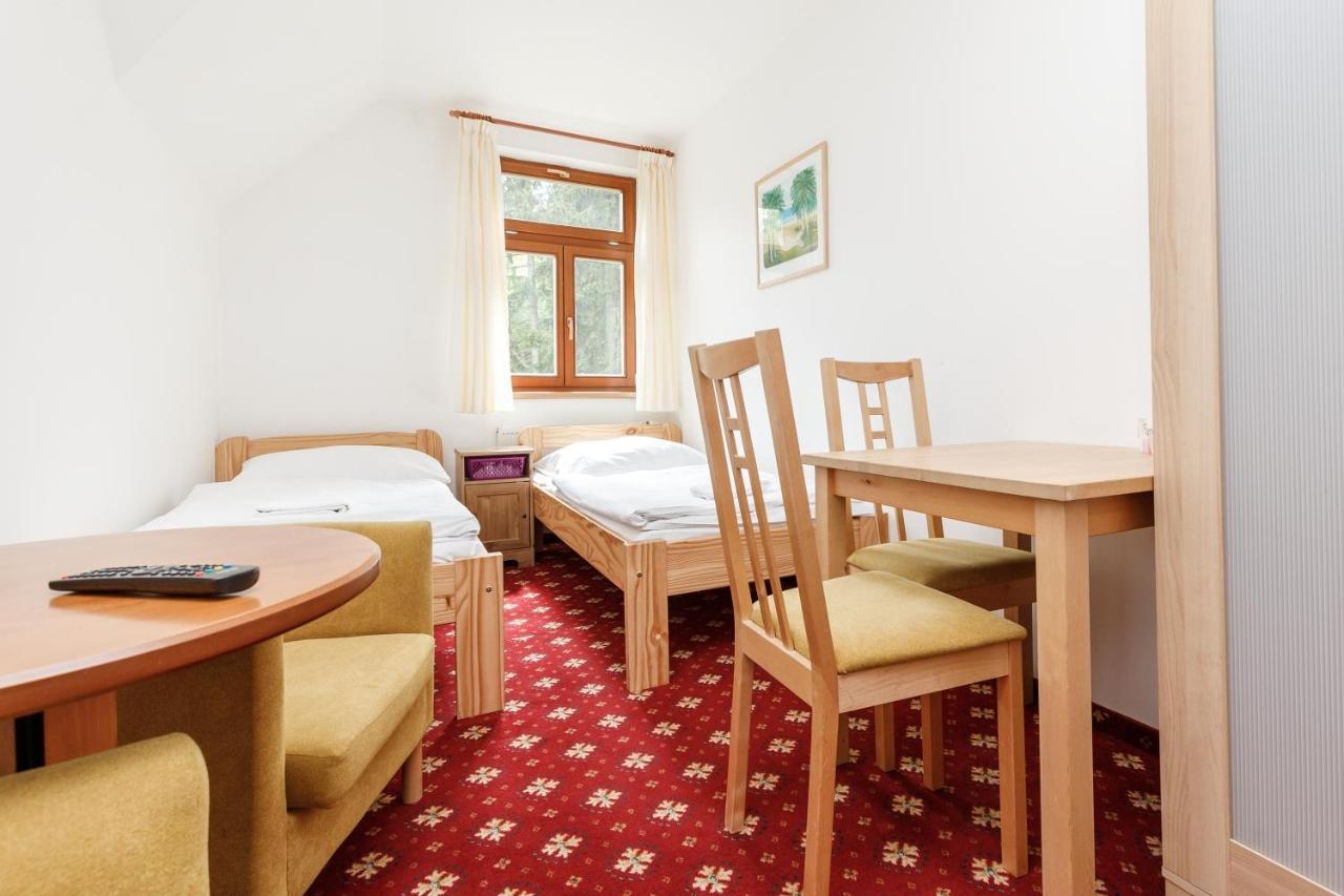 Farma Hory Hotell Karlsbad Exteriör bild