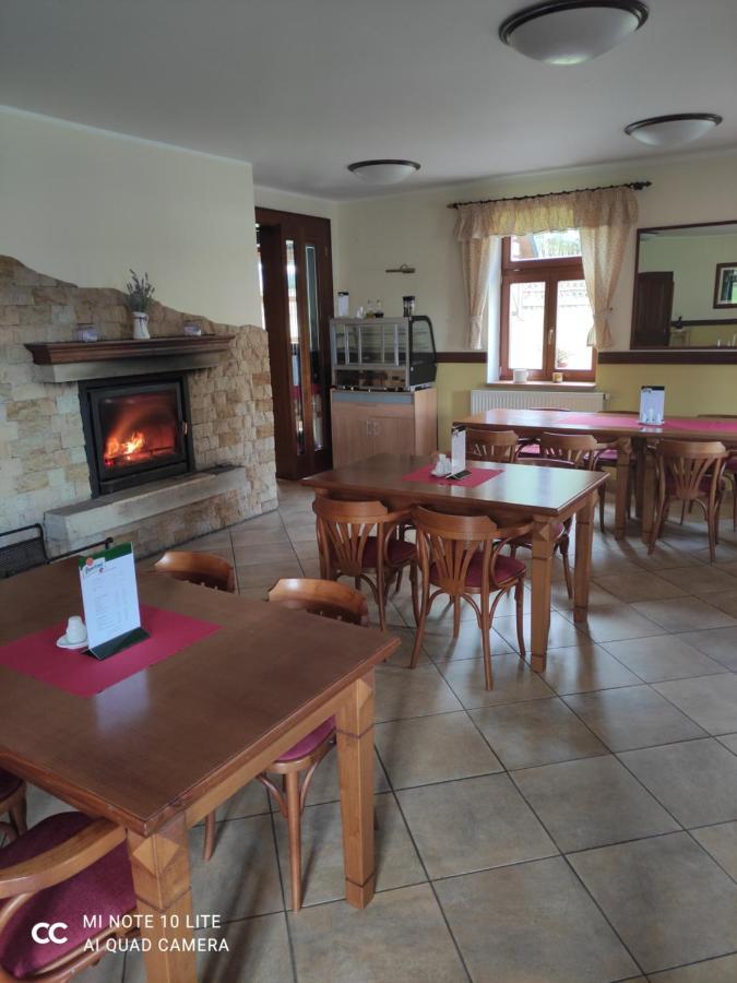 Farma Hory Hotell Karlsbad Exteriör bild
